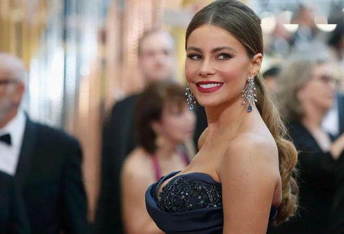 香港女演员吃瓜,娱乐圈幕后故事曝光