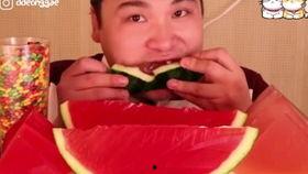 吃瓜表情男女韩国,男女差异大揭秘  第3张